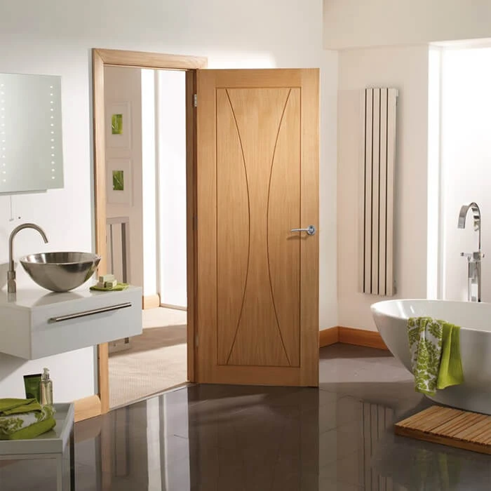 XL Joinery Verona Pre-Finished Oak 3P Internal Door - Image 2